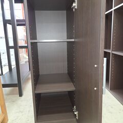 J8742 【リユースのサカイ柏店】 スリム食器棚 クリーニング済みの画像