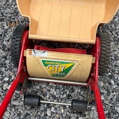 手動芝刈り機の画像