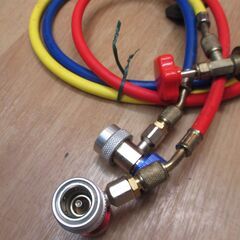 ゲージマニホールド R-12 R-22 R-404A  R132a 中古品 ※現状品 動作未確認 【ハンズクラフト宜野湾店】の画像