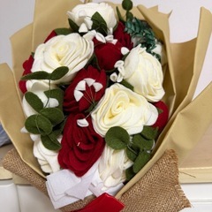 ぬいぐるみ　造花の画像