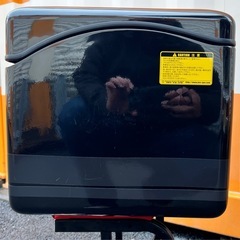 JMS NEW
ラゲージLボックス B-26 黒 マット付(底面ウレタンスポンジ) 汎用 セキュリティ仕様(鍵番号違い) B-26BSL-Mの画像