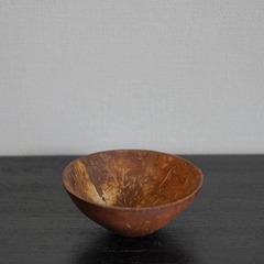 ココナッツの殻を使ったボウルの画像
