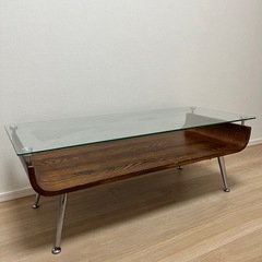 ガラス製センターテーブルの画像