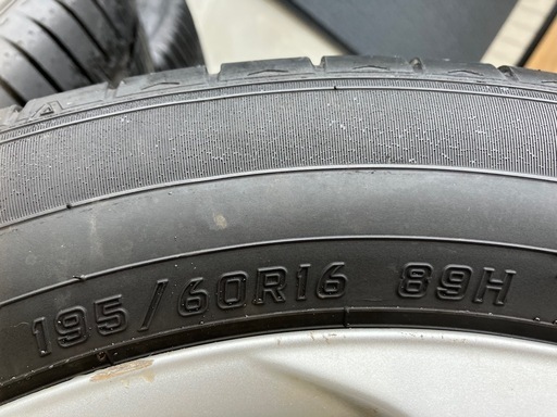 ダンロップ　スタッドレス　1年使用