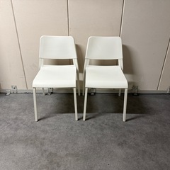 IKEA TEODORES 2脚 チェア ホワイト 椅子の画像