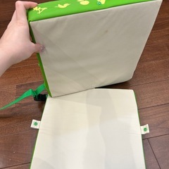 幼児用補助椅子クッション
の画像