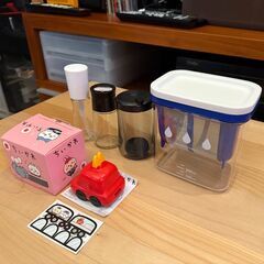 ☆美品☆調味料入れ、水切りヨーグルトメーカーなど　まとめて　数回のみ使用　キッチン用品　調味料　容器　他とまとめて大歓迎です！！の画像