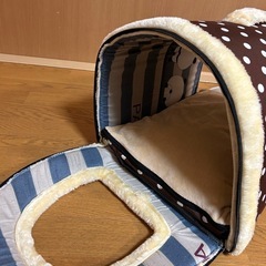 ペットドームハウスの画像