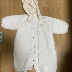 ベビー　防寒用ロンパース2着　　の画像
