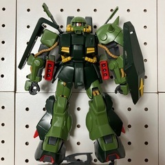MGガンダムプラモデル素ぐ組み立て品、現状品、ジャンク品扱い！部品取り用の画像