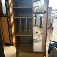 子供用収納棚の画像