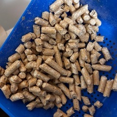ペット砂(木のペレット)の画像