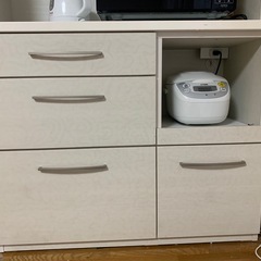 キッチン棚の画像