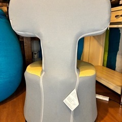 回転ゲーミングチェア リクライニング14段階 座椅子 低座面
の画像