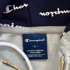 Champion パーカーの画像