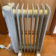 デロンギ　オイルヒーター　HJ0812の画像