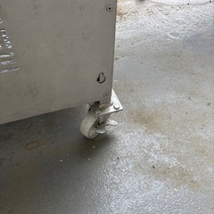 キャスター付屋外ゴミ箱　　の画像