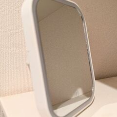 【動確済】LEDライト・スタンド付き卓上メイクミラー（女優ミラー）の画像