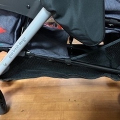 縦型2人乗り用ベビーカー　コサット　シャッフルの画像