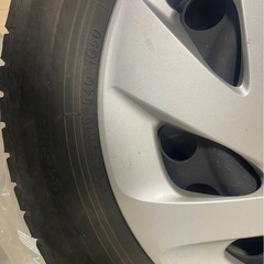 スタッドレスタイヤの画像