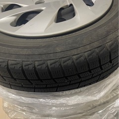 スタッドレスタイヤの画像