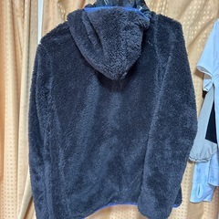 レディース　プーマ　リバーシブル　フードジャケット　Sサイズ　暖かい裏ボアの画像