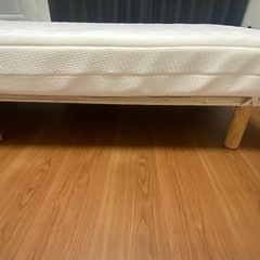 【引き取り限定】　脚付きマットレス（シングル）の画像