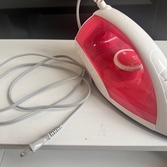 アイロン&アイロン台の画像