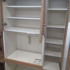 リユースのサカイ浦和店 【G131】食器棚 ナチュラルの画像