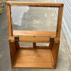 棚（調味料を入れていました。）の画像