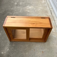 棚（調味料を入れていました。）の画像