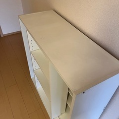 スライド式本棚の画像