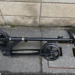 City Commu 折り畳み式キックスクーターの画像
