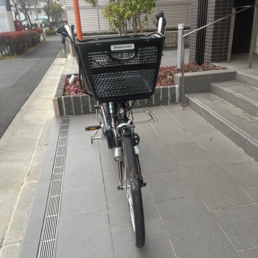 電動アシスト自転車BRIDGESTONE Angelina(6.6Ah と4.3Ah)26インチ.バッテリー2つです
  