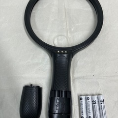 手持ちルーペ Idealeben 拡大鏡 LEDライト付2倍＆5倍 直径130mm 虫眼鏡 天眼鏡 老眼鏡 読書用の画像