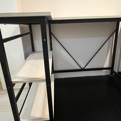 取引中_L字型デスク_保護シート付きの画像