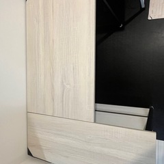 取引中_L字型デスク_保護シート付きの画像