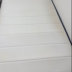 【本日受け取ってくれる方は無料】シングル　マットレスの画像