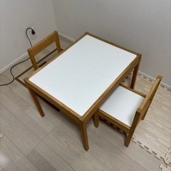 IKEA LATT子どもテーブルの画像
