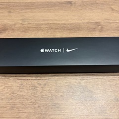 Apple Watch Nike SE GPSモデル 40mm スポーツバンドの画像