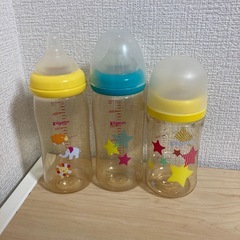 哺乳瓶の画像