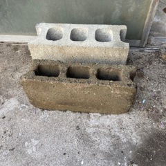 ブロック2つセットの画像