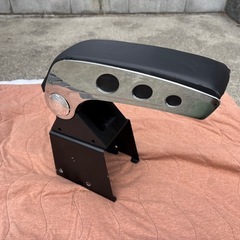 【決まりました】
ジムニーJB23用肘掛けの画像