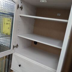 リユースのサカイ浦和店 【G166】コンパクト食器棚 ホワイトの画像