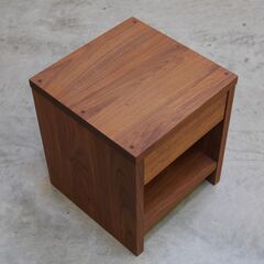 ≪yt2117ジ≫ 美品 MasterWal/マスターウォール ベッドサイドテーブル MORELESS/モアレス ナイトテーブル 幅35cm 高さ40cm 無垢材 071219-05の画像