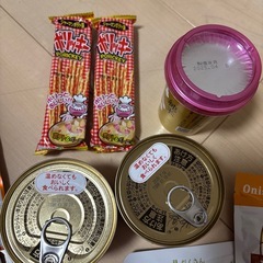 食品　色々ありますの画像