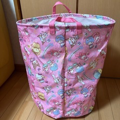未使用サンリオ大きなランドリーケースの画像