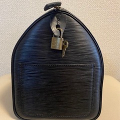 美品 ルイヴィトン エピ スピーディ30 ノワール ミニボストン レザー 黒の画像