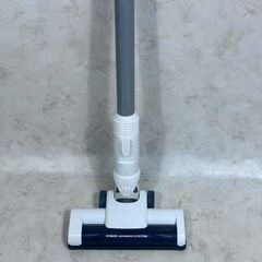 A8508【年末の大掃除に!!】アイリス 掃除機 スティッククリーナー 2020年製 SCD-141P-Wの画像