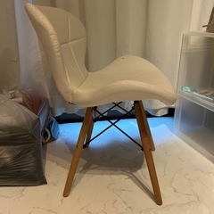 椅子 オフホワイト かわいい おしゃれの画像